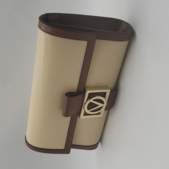 1395- Valentino by Mario Valentino Made In  Italy Genuine Italian Leather NWT - Picture 2 of 12